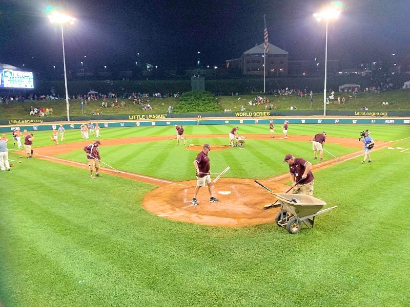 Little League World Series night game